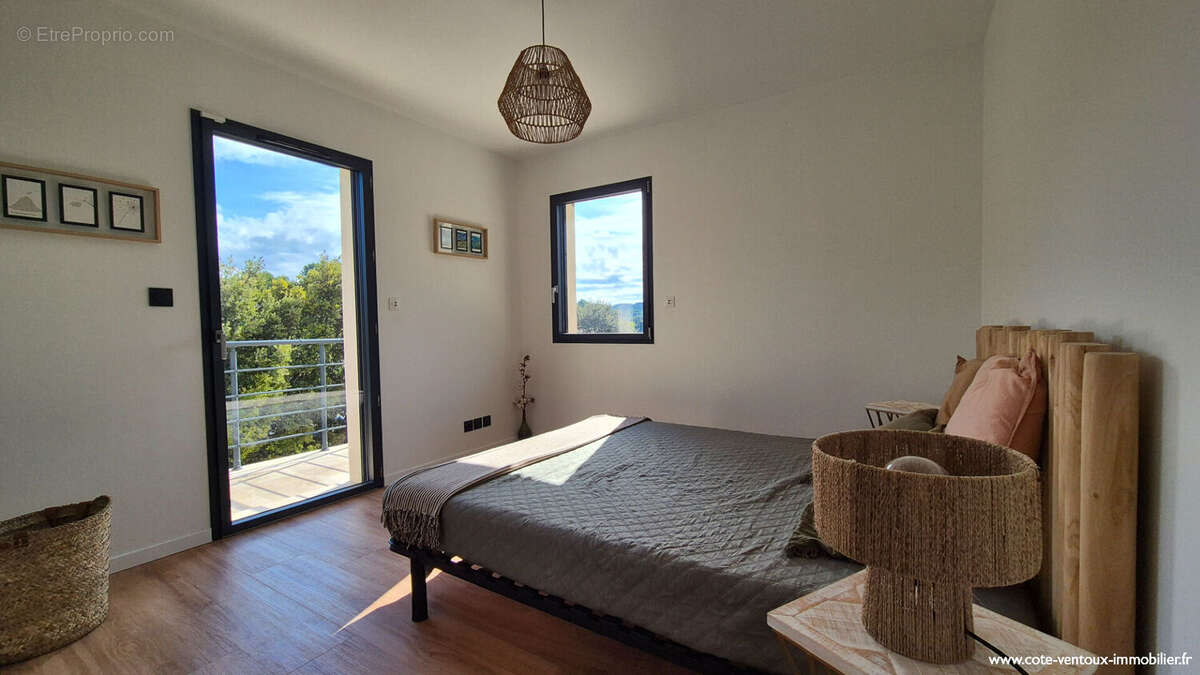 Maison à VACQUEYRAS