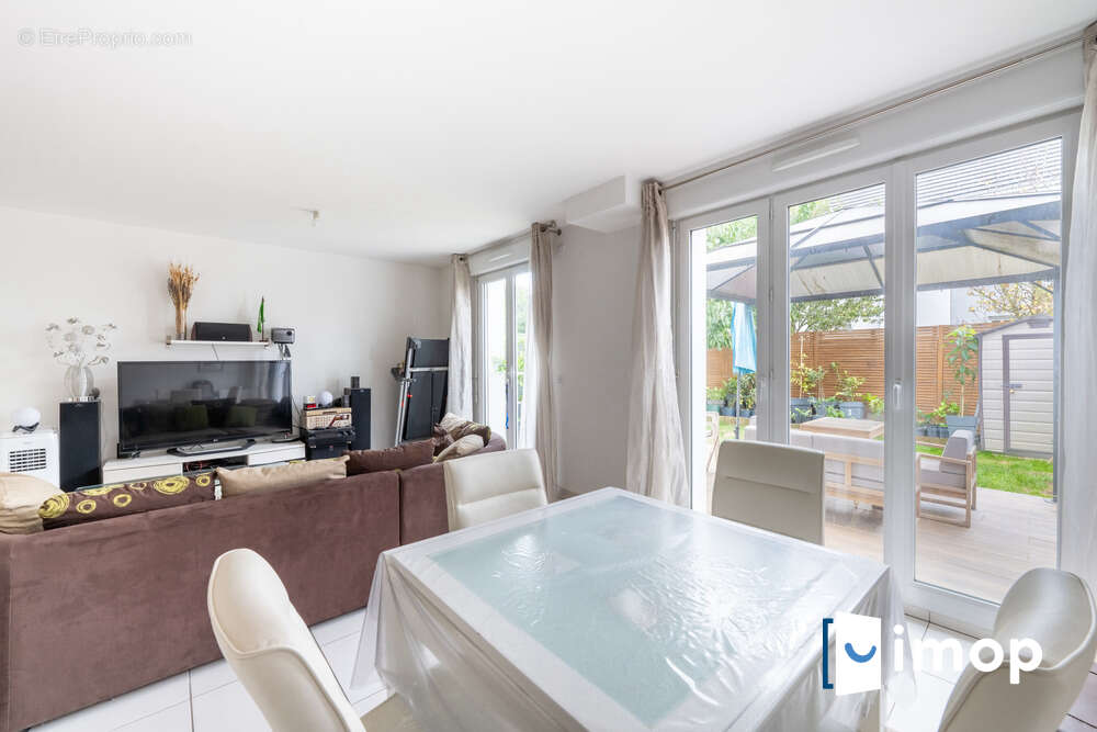 Maison à PIERRELAYE