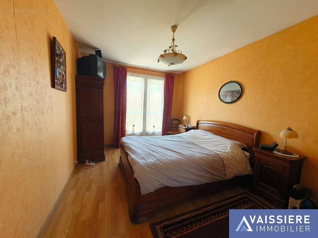 Maison à MONTIGNY-LE-BRETONNEUX