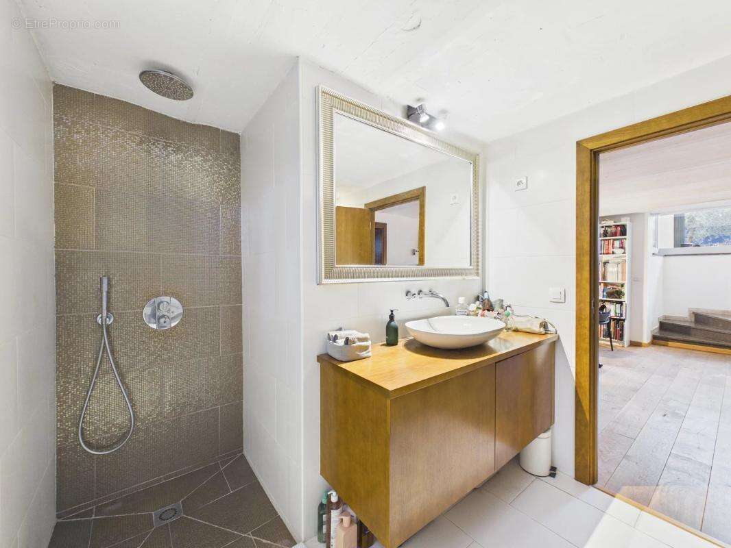 Maison à SAINT-MAUR-DES-FOSSES