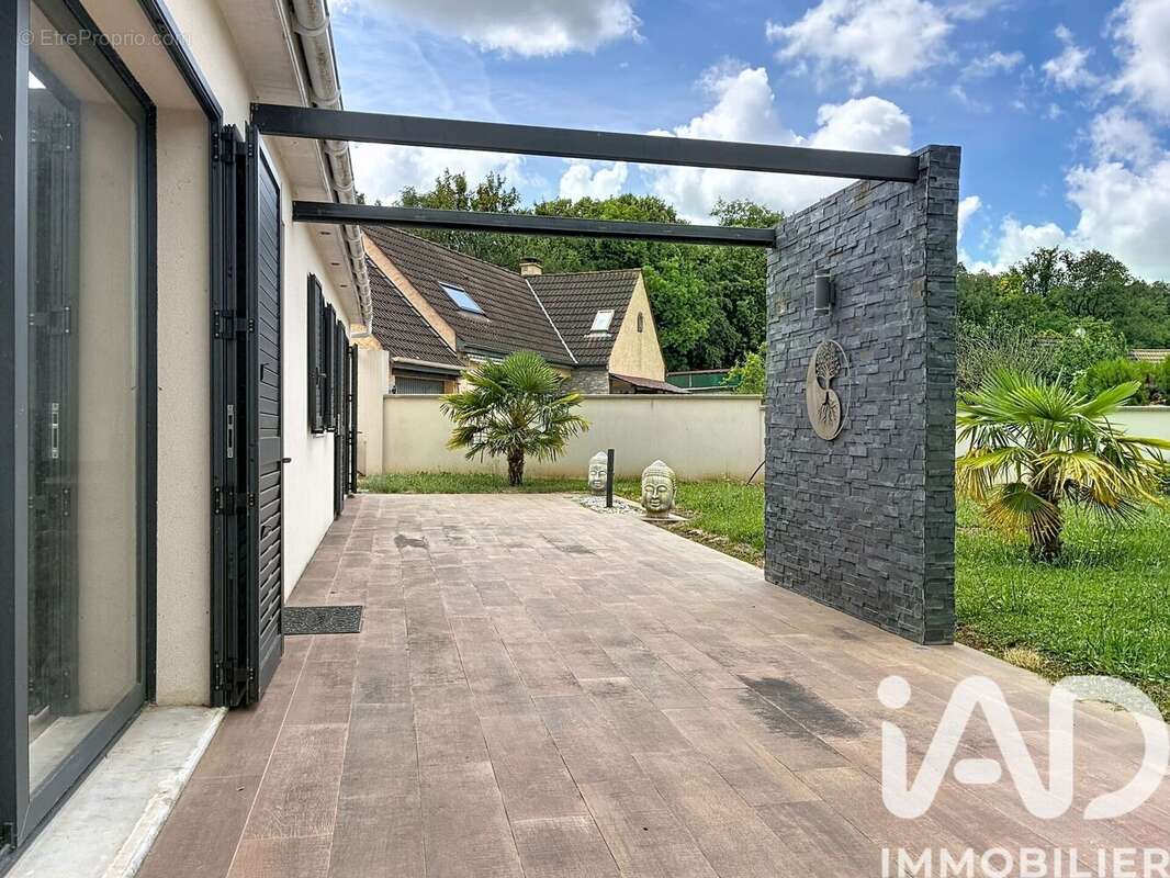 Maison 122 m² à Nargis  - photo 3