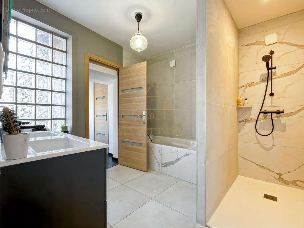 Magnifique propriété de 276m² entièrement rénovée en hyper-centre d'Evreux - photo 15
