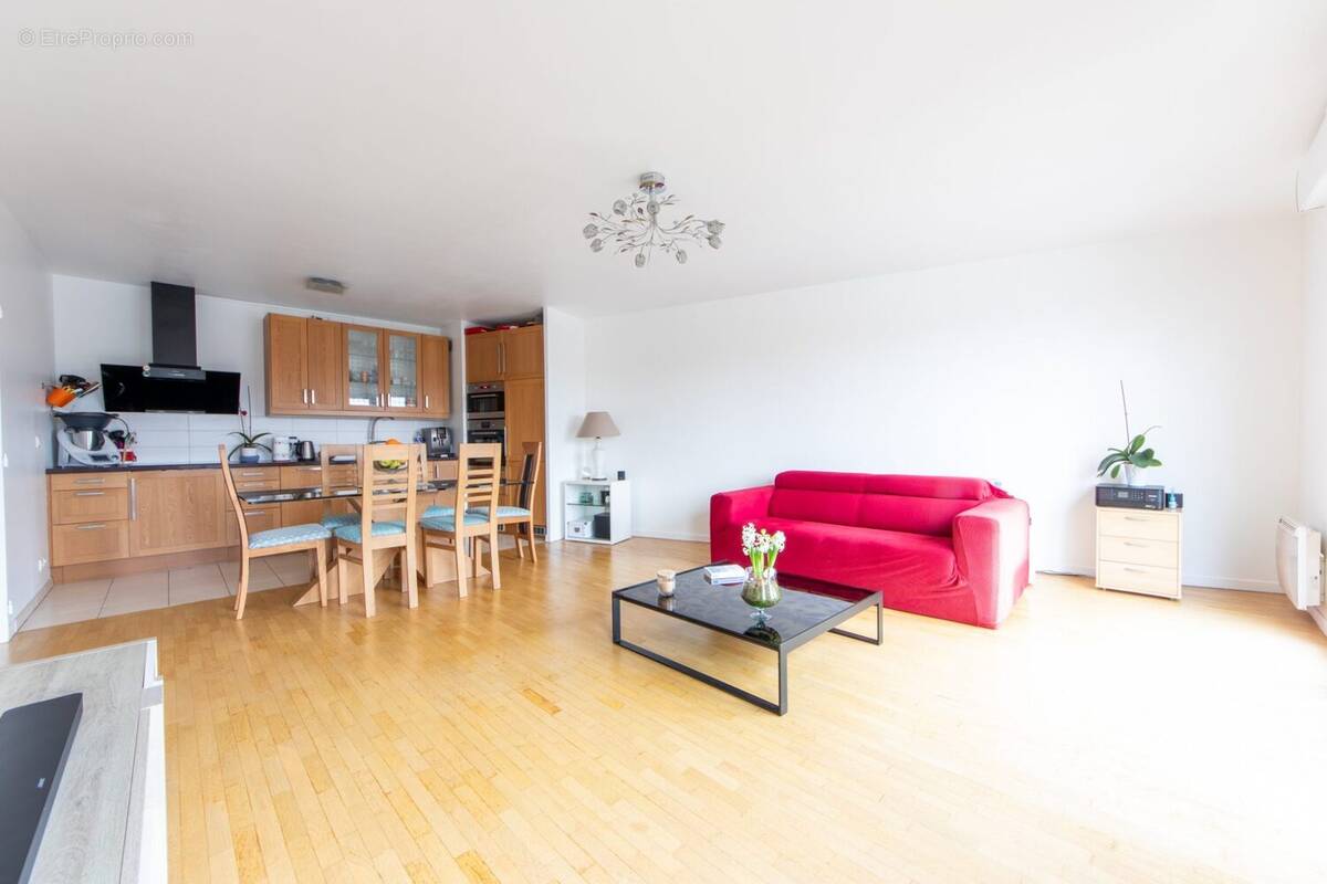 Appartement à COLOMBES