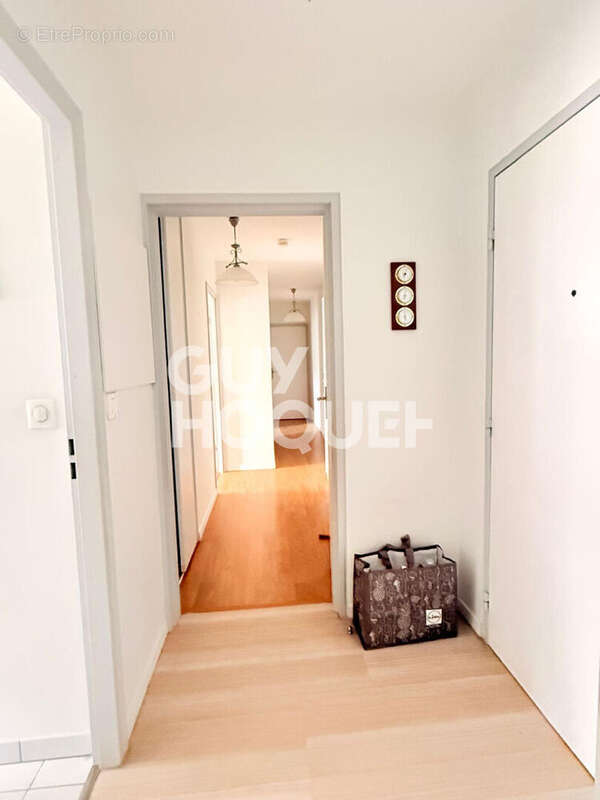 Appartement 69 m² à Compiegne  - photo 9