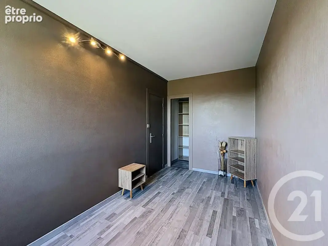 Appartement 2 pièces 36 m² à vendre à La Chapelle-Saint-Luc (10600) - photo 5