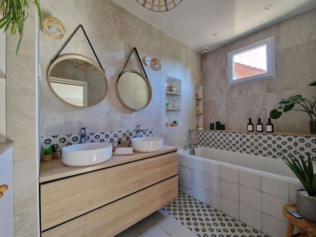 Maison à JOUY-EN-JOSAS