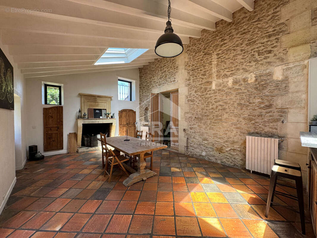 Maison à SAINT-GIRONS-D'AIGUEVIVES
