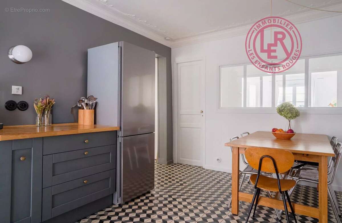 Appartement à PARIS-10E