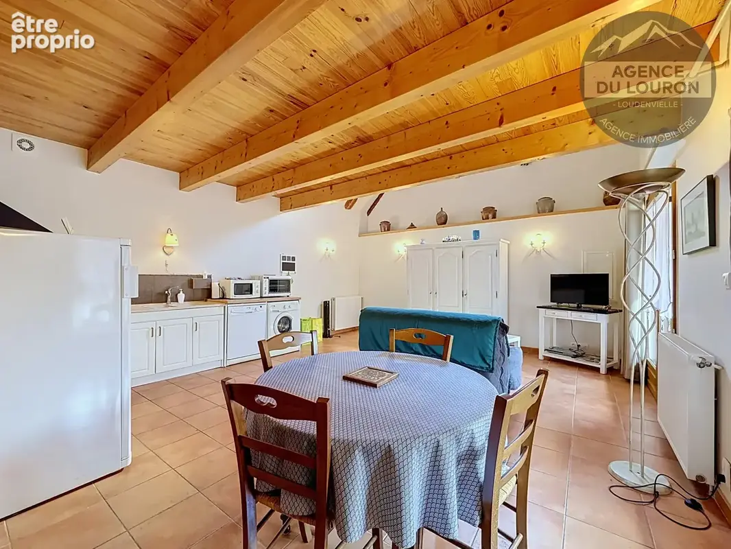 Maison, Gîte, & Dépendances à Avajan - photo 30