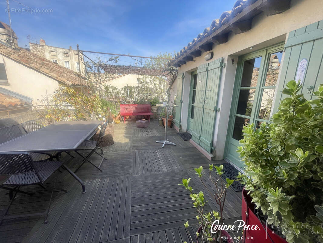 Appartement à NIMES