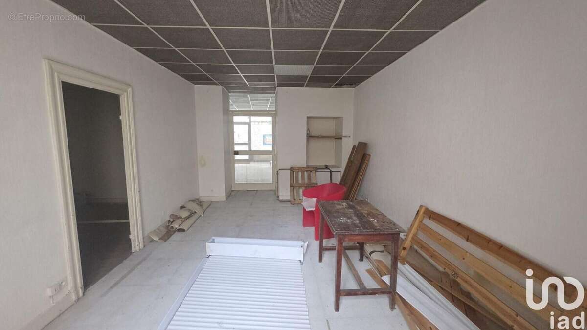 Photo 8 - Commerce à BARBEZIEUX-SAINT-HILAIRE