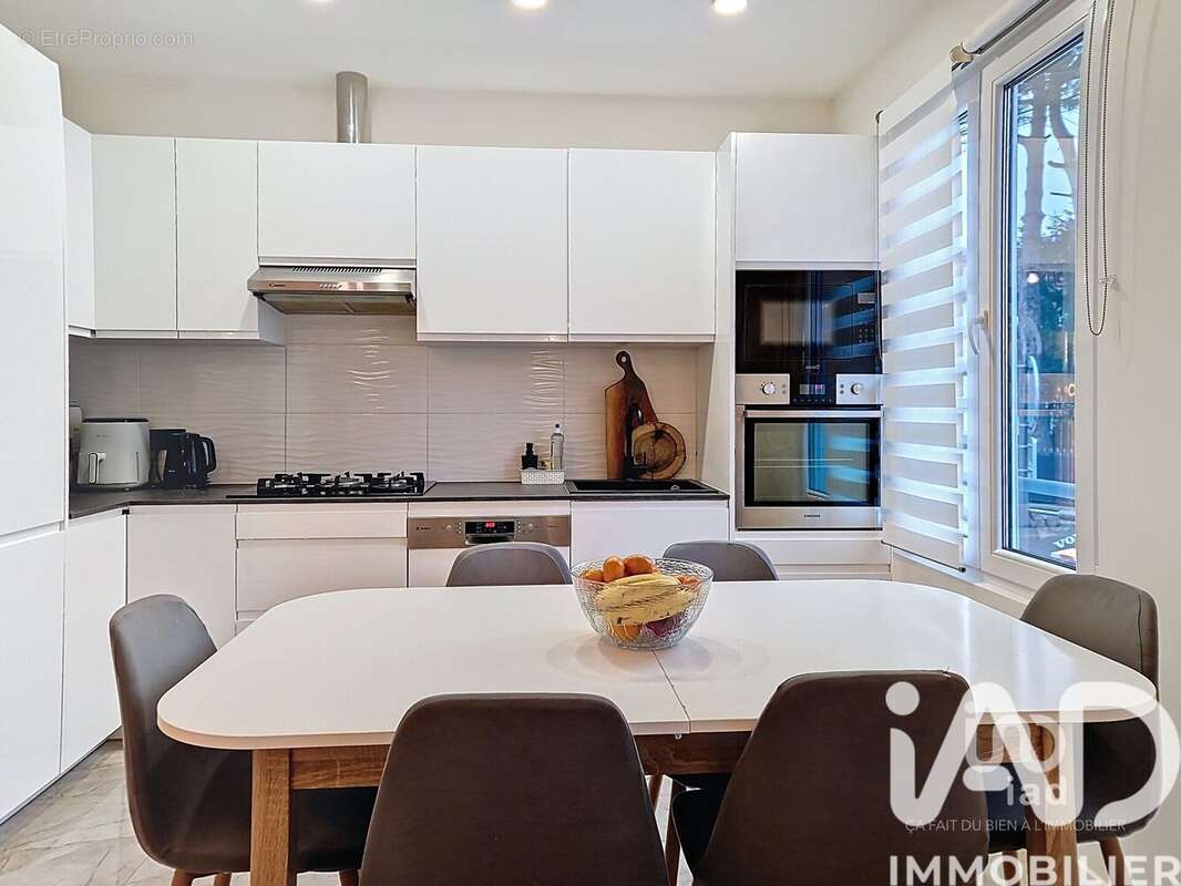 Photo 3 - Maison à RIS-ORANGIS