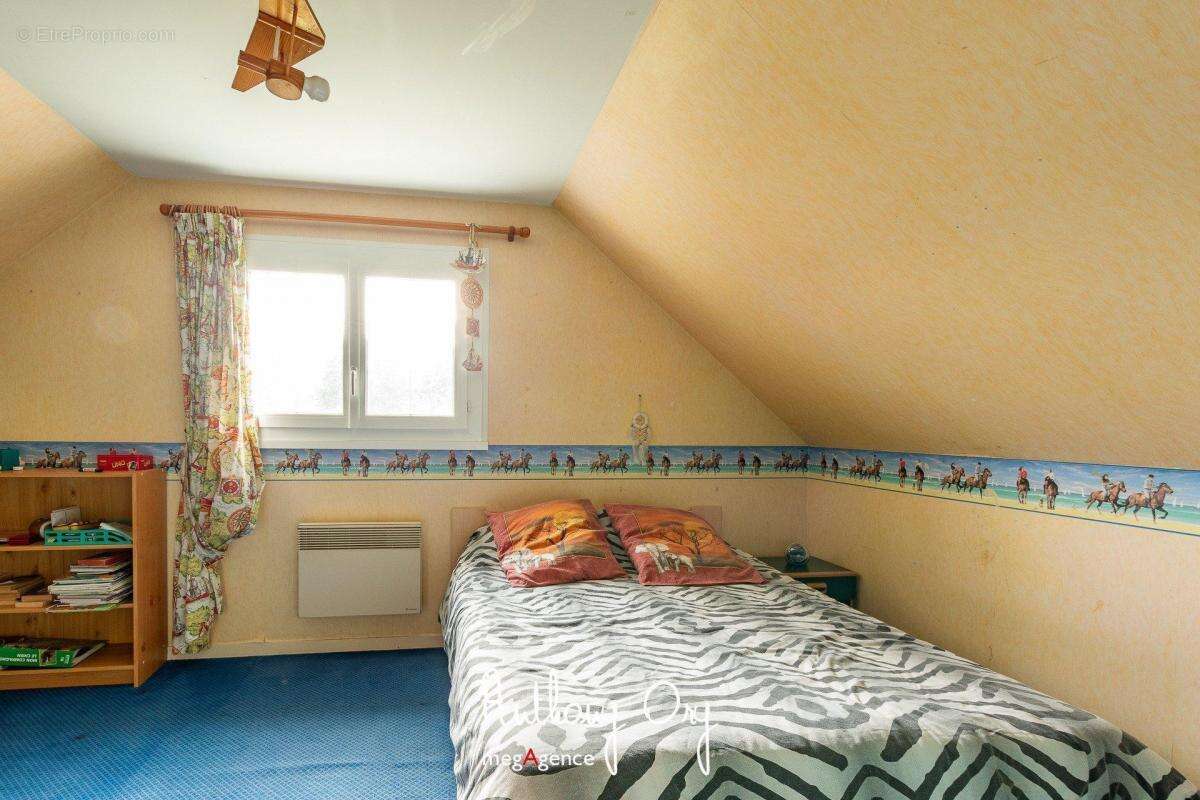 Maison à SAINT-SEVER-CALVADOS