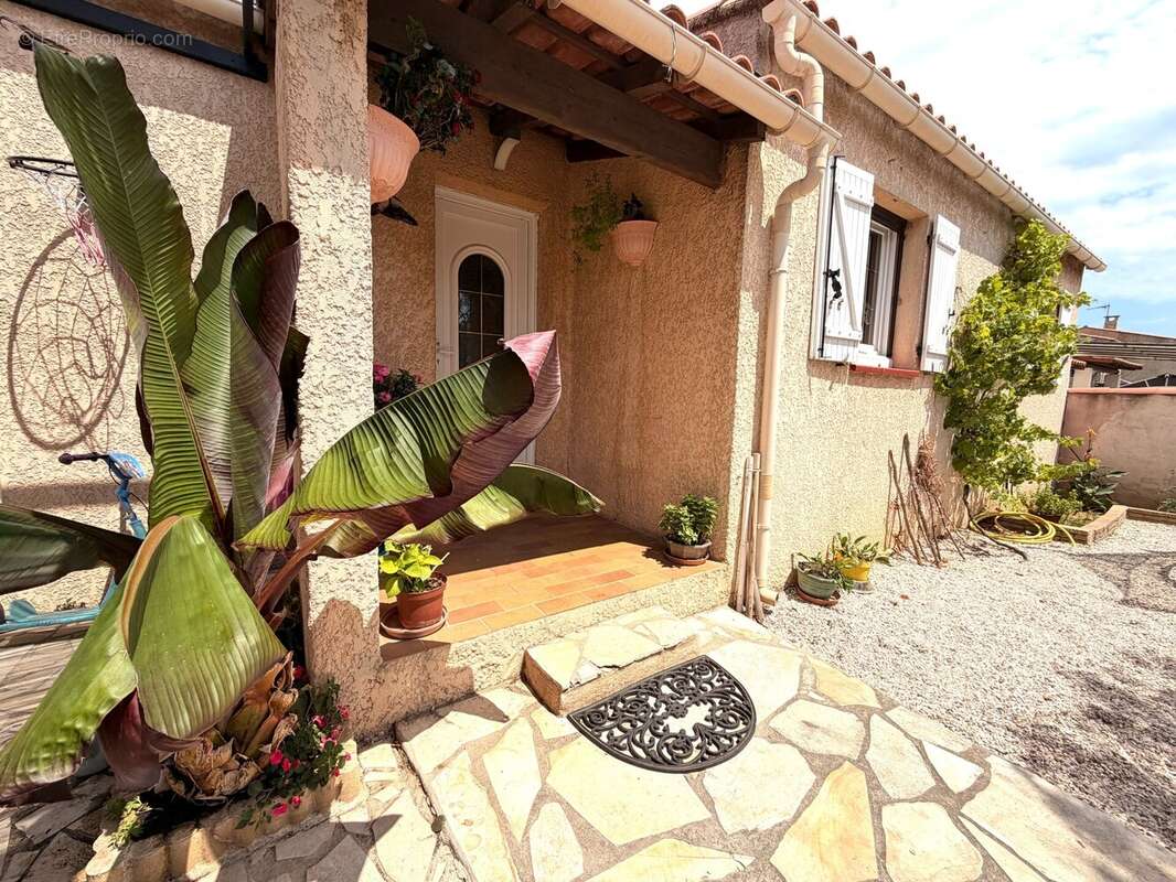 Maison 90 m² à Fos-Sur-Mer  - photo 9