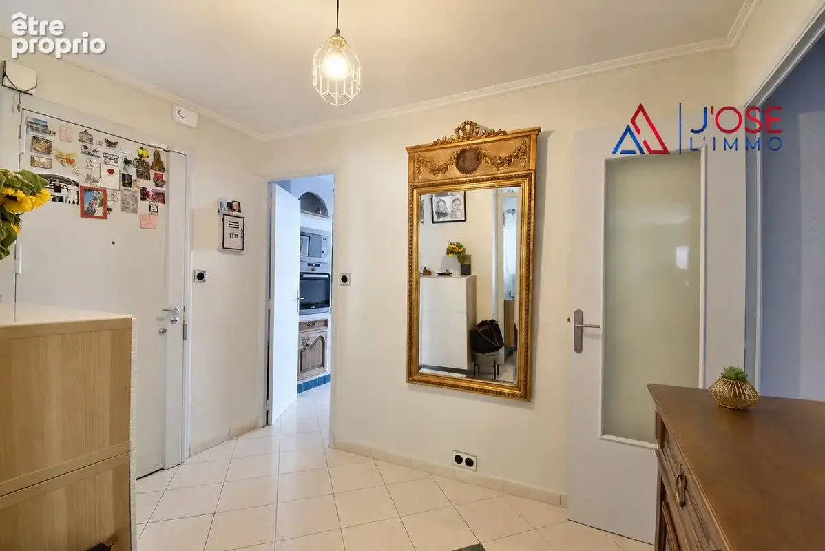 Appartement 83 m² à Marseille-5e  - photo 3