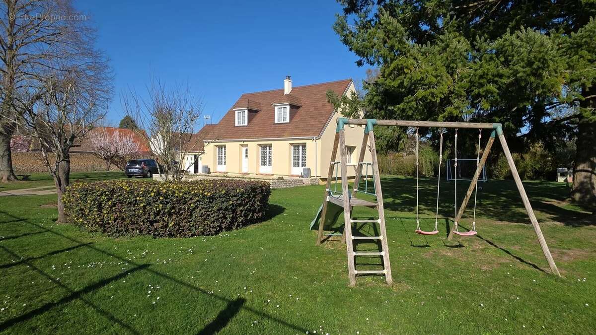 Maison à NOGENT-LE-ROI