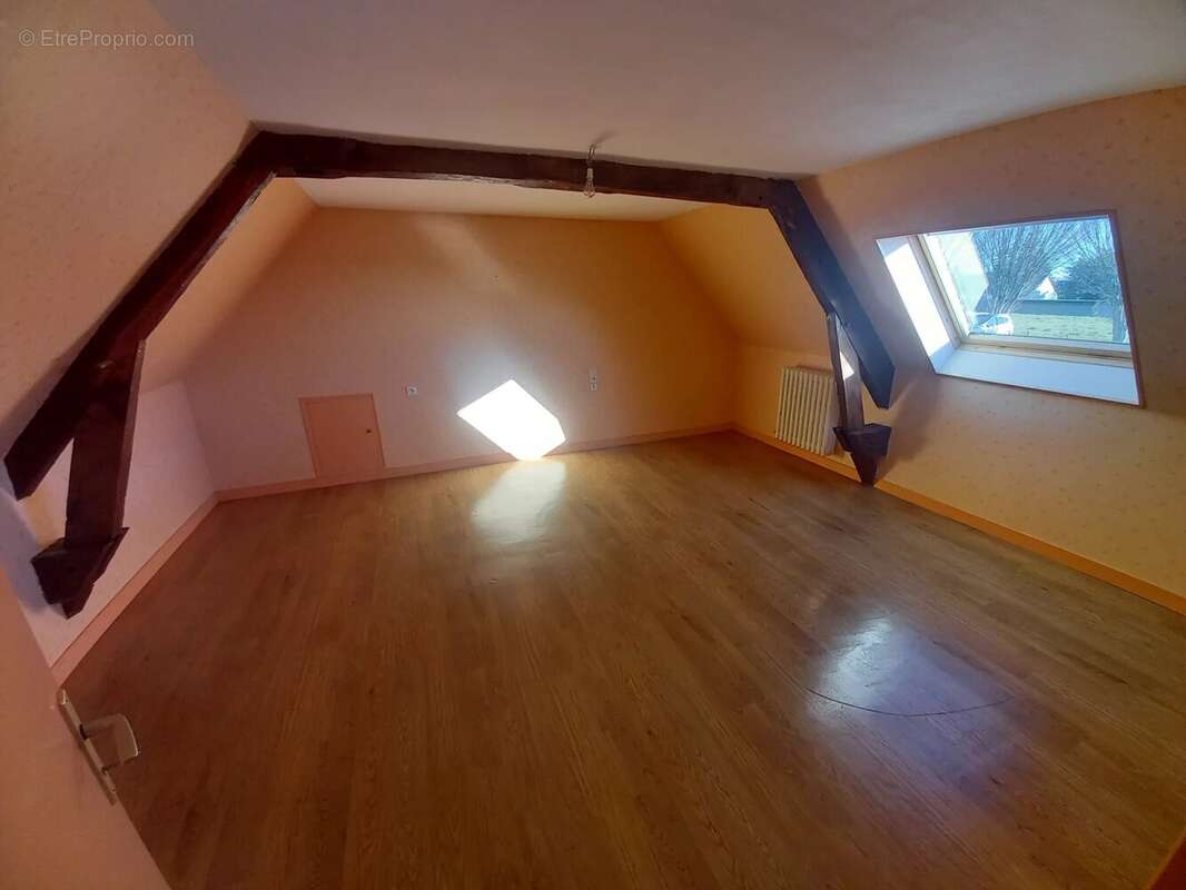 Maison à SAINT-PIERRE-DES-LANDES