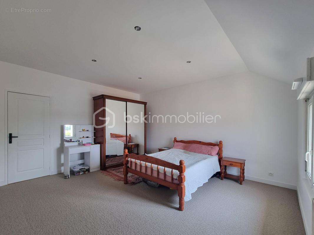 Maison en pierre_ 4 chambres_ jardin ! - photo 11