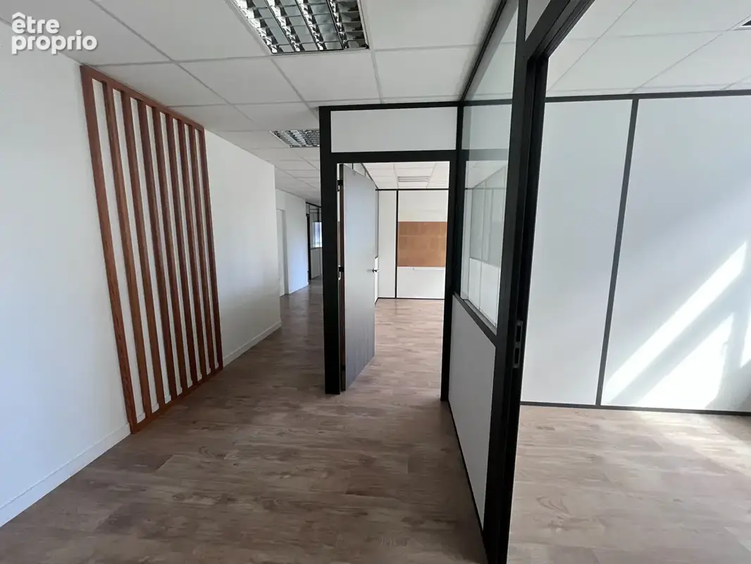 A vendre - guipavas kergaradec - plateau de bureaux de 317 m2 - photo 3