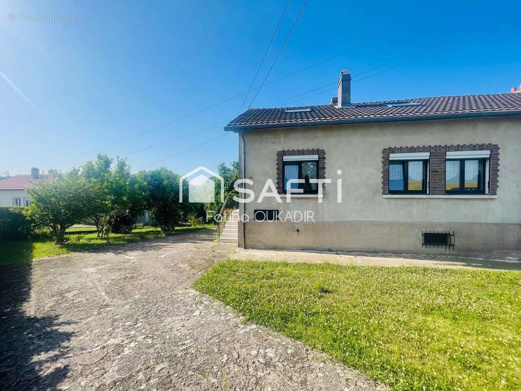 Photo 2 - Maison à NEUFCHEF