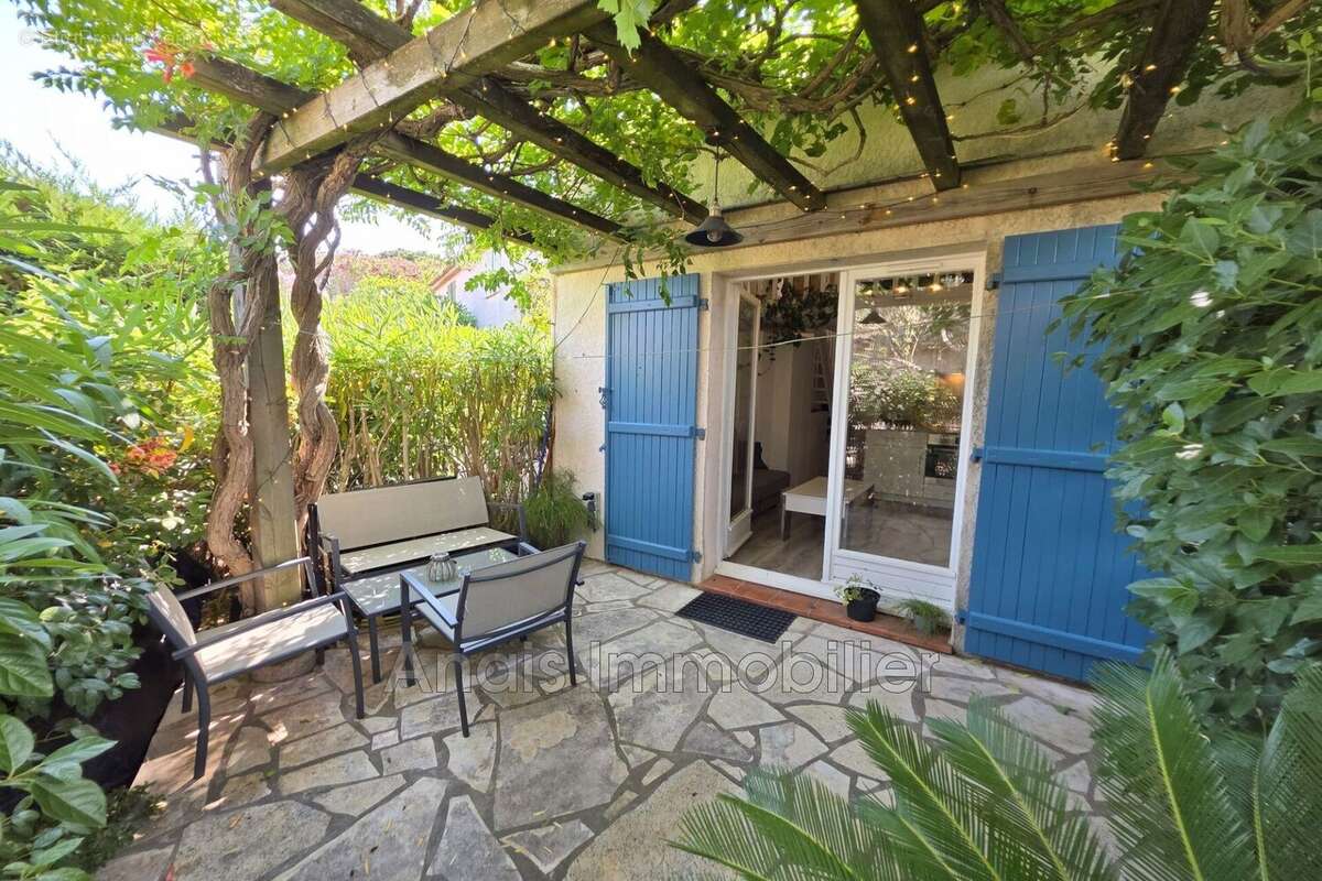 Maison à COGOLIN