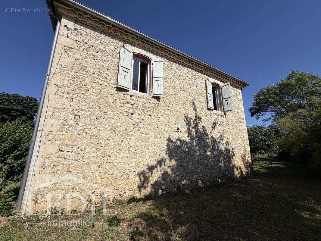 Maison à MAUVEZIN