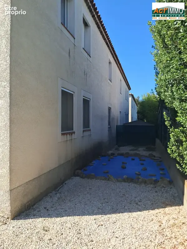 Appartement 3 pièces 65 m² à vendre à Port-De-Bouc (13118) - photo 3