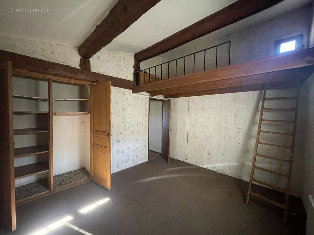 Maison à VILLEVEYRAC