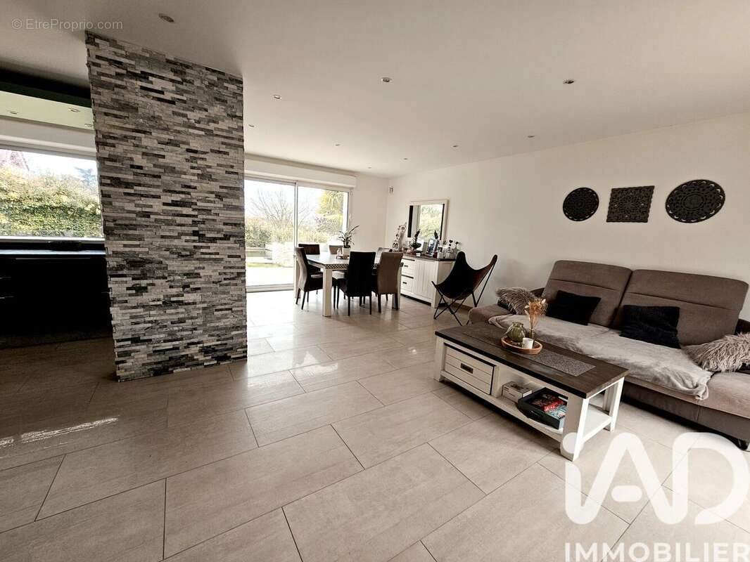 Photo 6 - Maison à DAMPMART