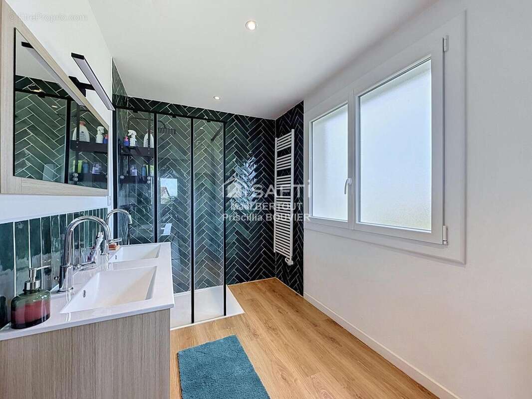 Maison 142 m² à Sainte-Blandine  - photo 9