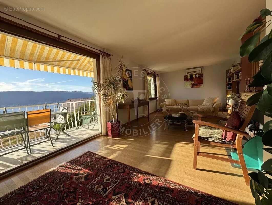 Maison à VEYRIER-DU-LAC