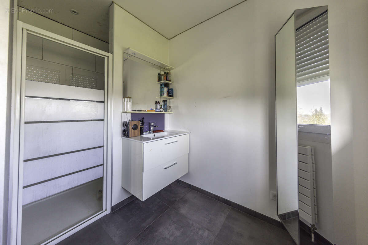 Maison à GONDREVILLE