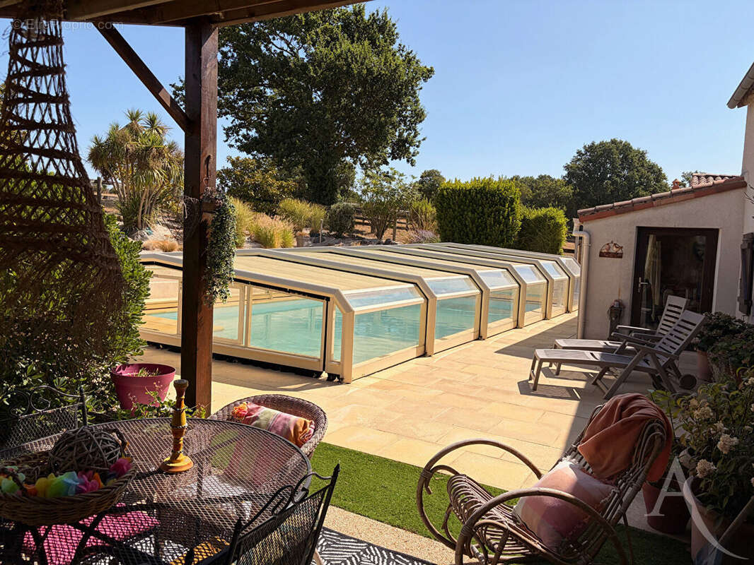 Logis vendéen en pierre Montaigu-Vendée - photo 2