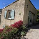 Maison à LA ROCHE-SUR-LE-BUIS