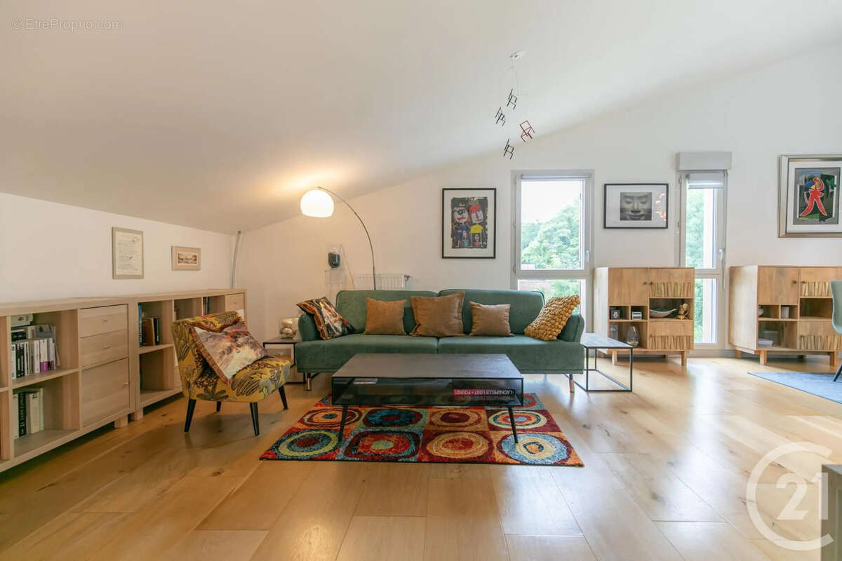 Appartement à CHENNEVIERES-SUR-MARNE