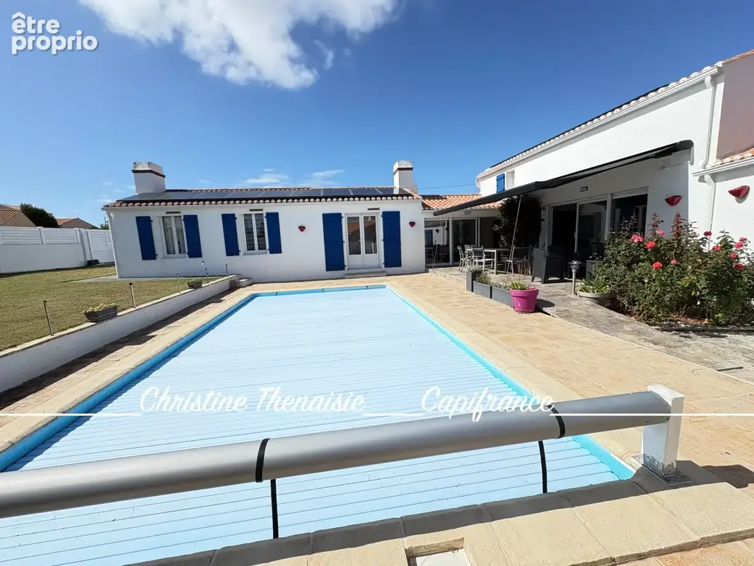 Maison à vendre 6 pièces 4 chambres - piscine chauffee - garage - terrain  saint gilles croix de vie (85) - photo 30