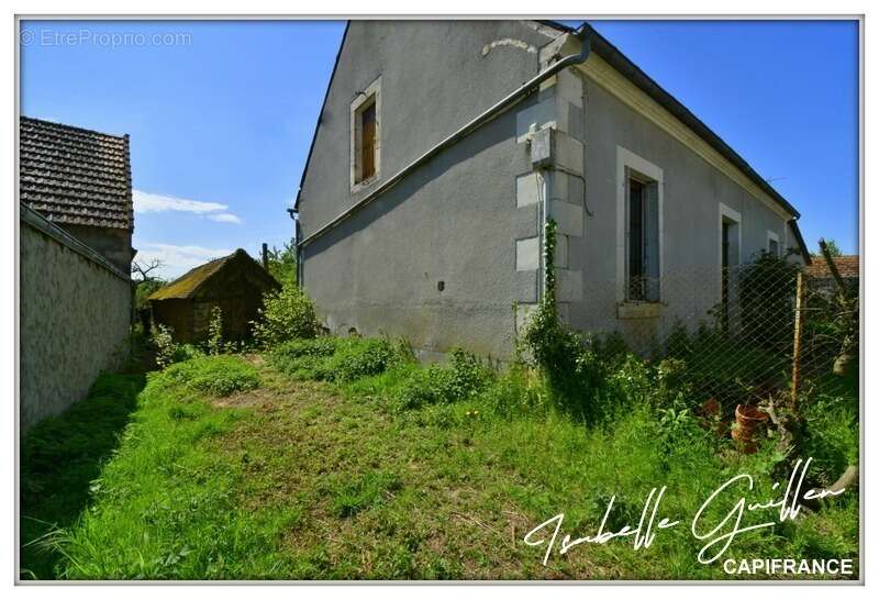 Maison à vendre 4 pièces TOUCHAY (18) - photo 5