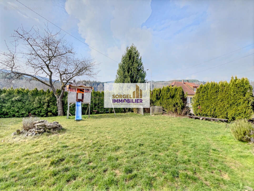 Maison à LE HOHWALD