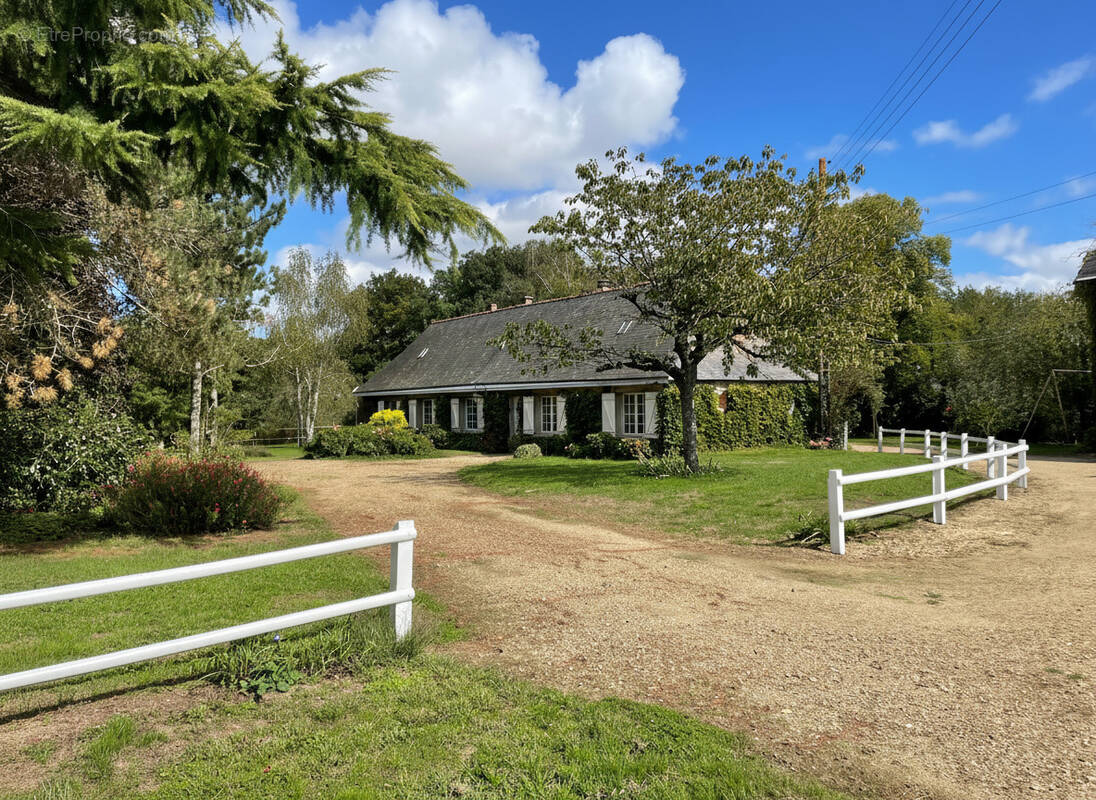 Maison à CHATEAU-GONTIER