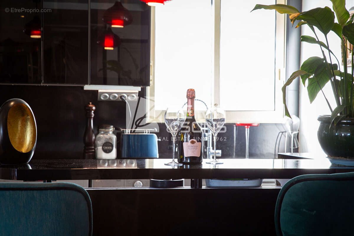 Appartement à MANDELIEU-LA-NAPOULE