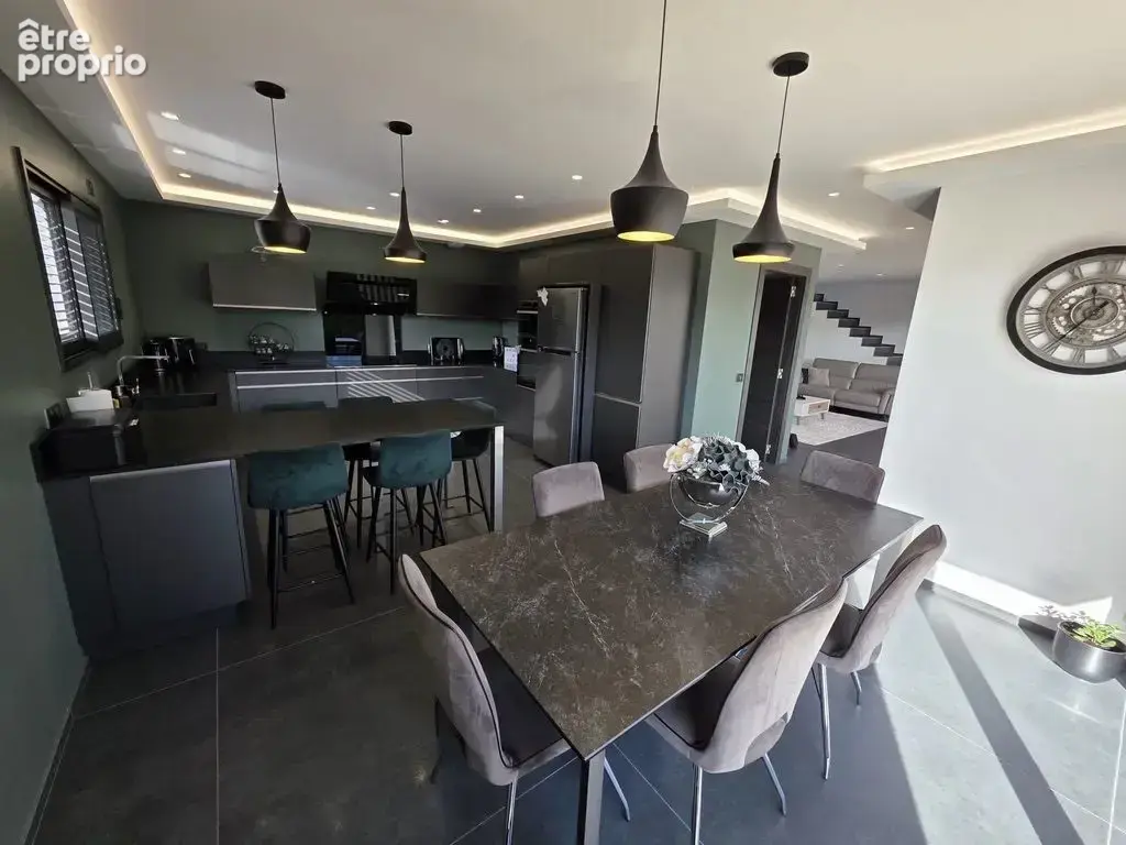 Maison de standing avec piscine - photo 9