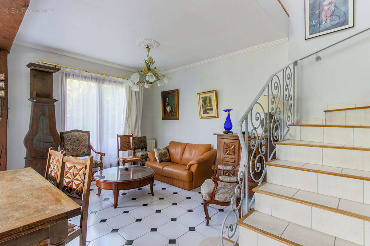 Maison à MAULE
