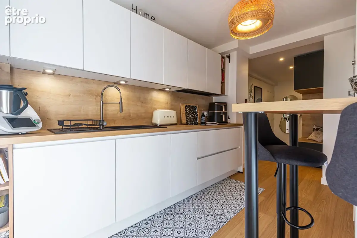 Agence immobiliere laforet - exclusivite - "pimprenelle" - annecy - manoir novel - appartement t4 - 81.13m² - balcon 13m² - cave - photo 6