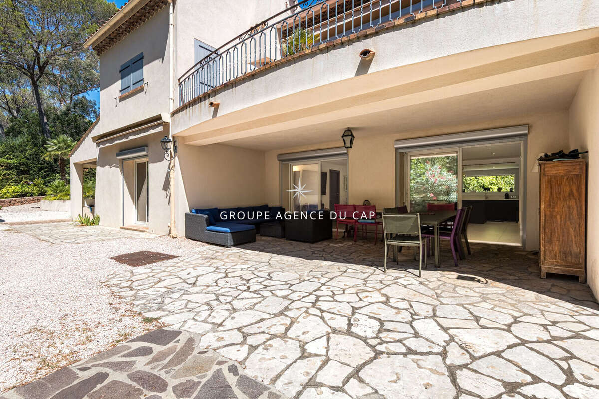 Appartement à SAINT-RAPHAEL