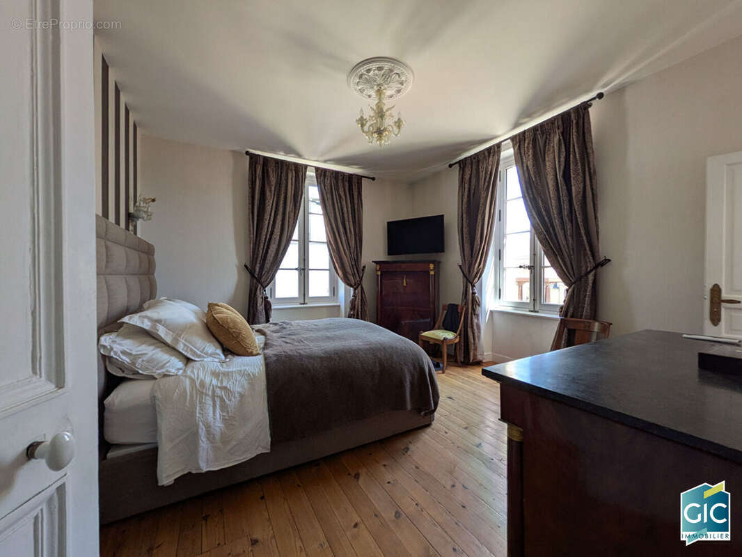 Maison à CREULLY