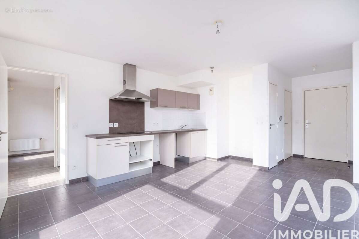Photo 4 - Appartement à VILLEURBANNE