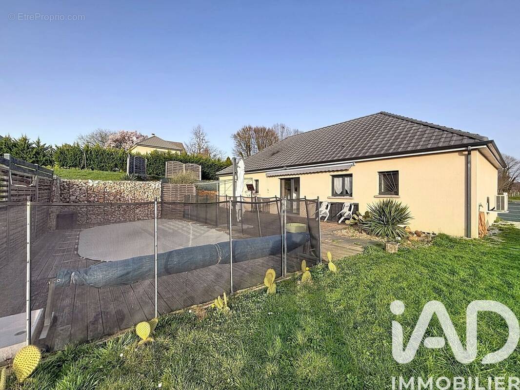 Photo 1 - Maison à SAINT-CLEMENT