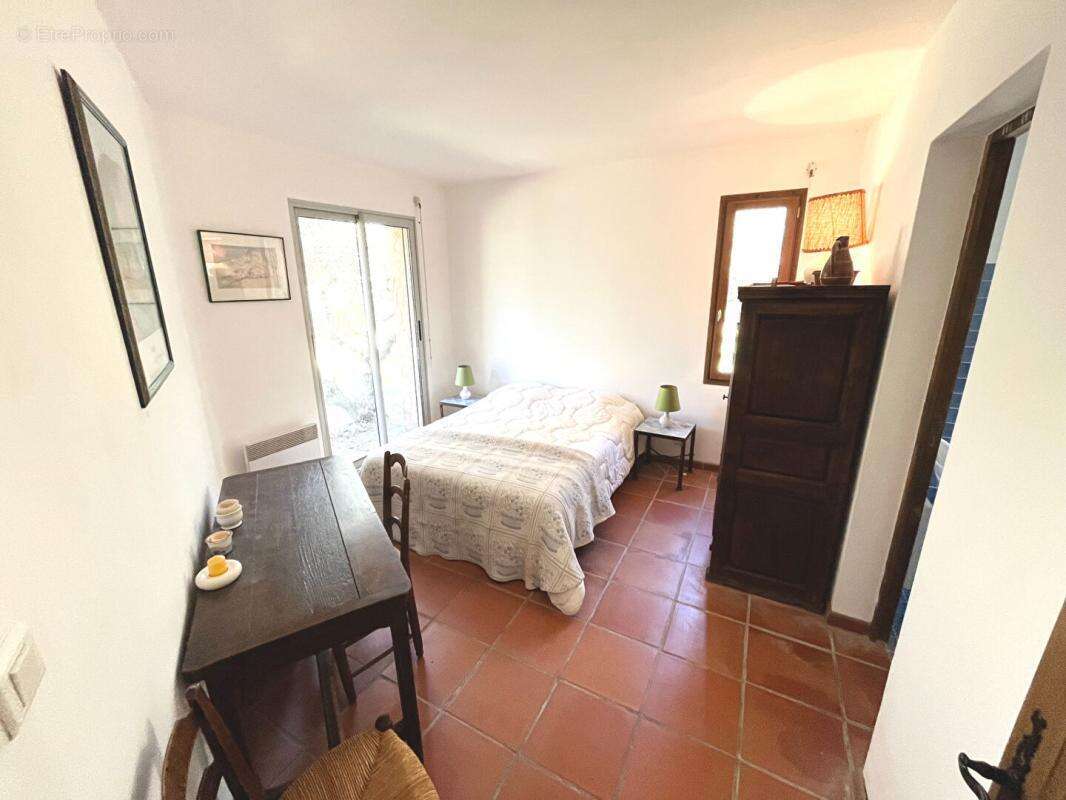 Magnifique propriété sur Aups - 293m² - photo 5