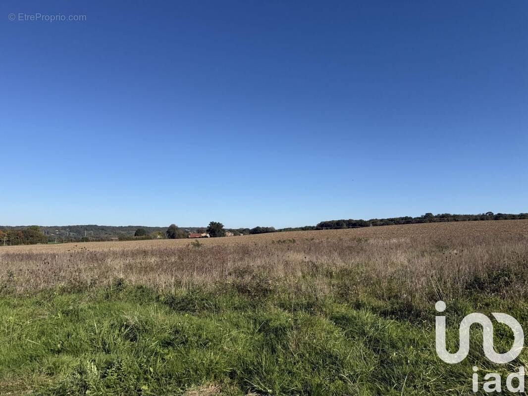 Photo 1 - Terrain à SAINT-AGNE