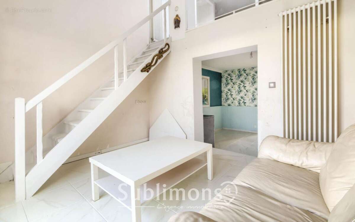 Appartement à BOUGUENAIS